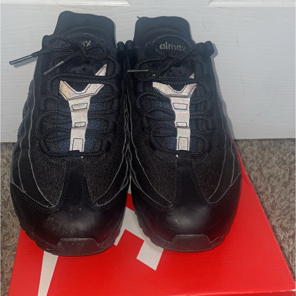 Nike Airmax 95s black